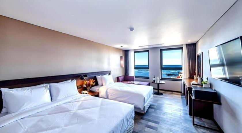 Odri Inn Jeju Exterior photo